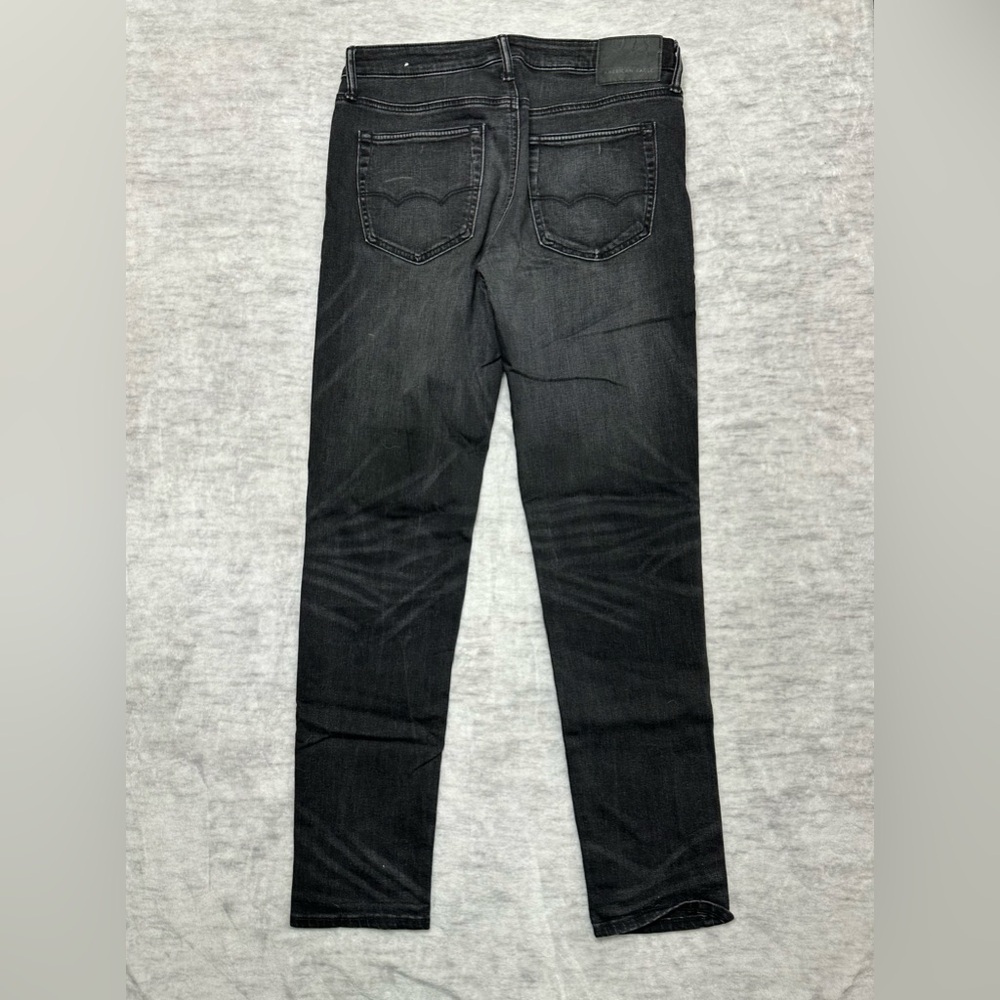 American Eagle Athletic Fit Jeans 32/34